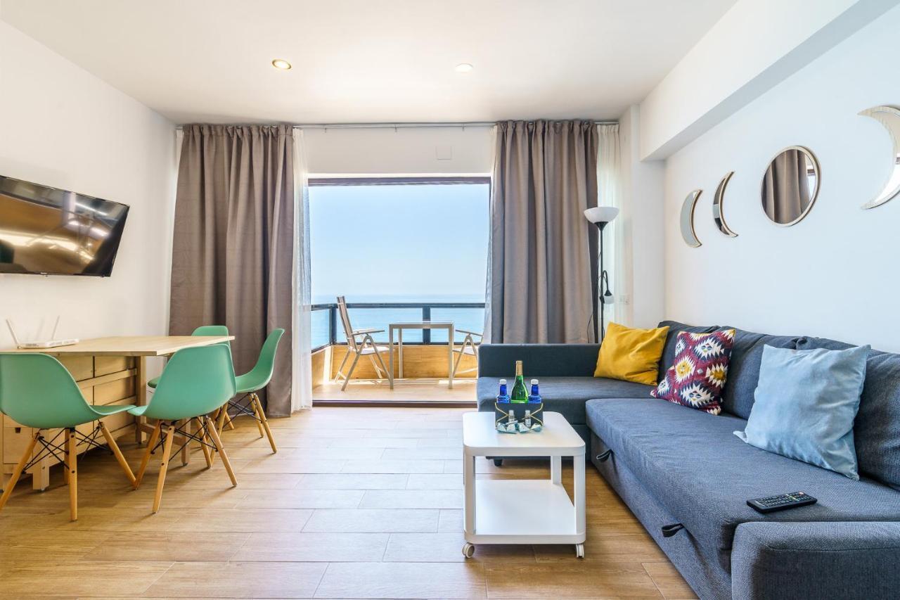Amazing Views Beachfront Apartment With Swimming Pool Benalmádena Exterior foto